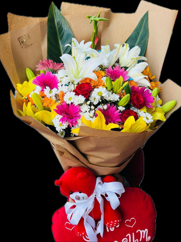  Gaziantep Çiçekçiler - dev buket love peluş yastık ve ayıcık ile set