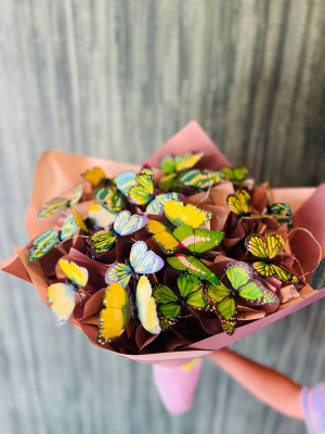  Gaziantep Çiçek Gönder - Yeşil ışıklı kelebek buketi